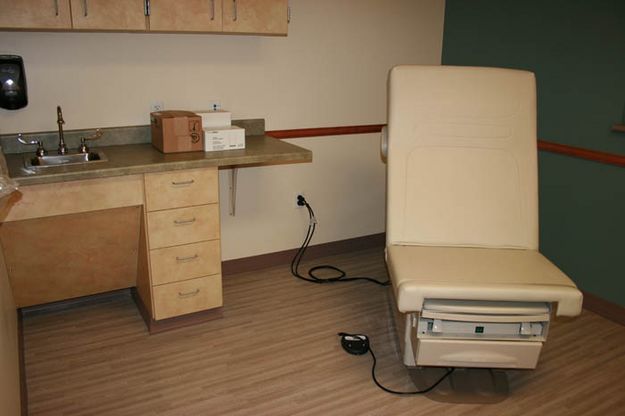 Patient Chair. Photo by Dawn Ballou, Pinedale Online.