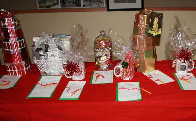 Silent Auction for Chocolate. Photo by Dawn Ballou, Pinedale Online.