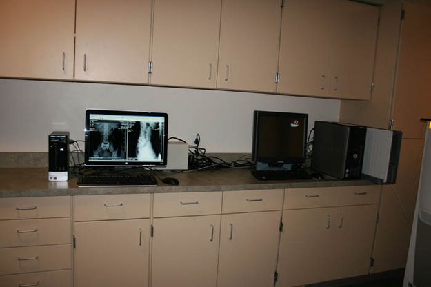 X-Ray computers. Photo by Dawn Ballou, Pinedale Online.