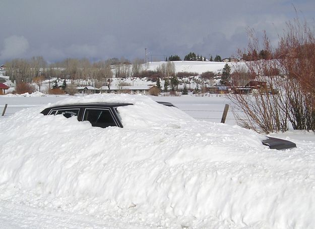 Buried Car. Photo by Dawn Ballou-Svalberg, Pinedale Online.