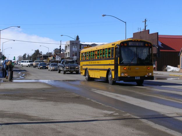 Wrangler team bus. Photo by Sue Sommers,  Pinedale Online.