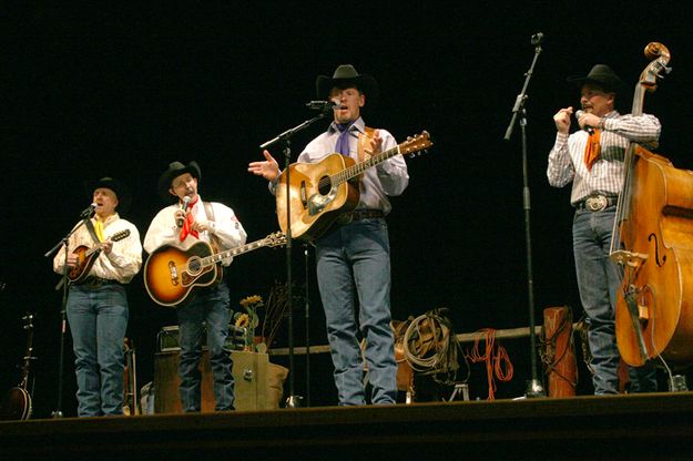  Bar J Wranglers. Photo by Pam McCulloch, Pinedale Online.