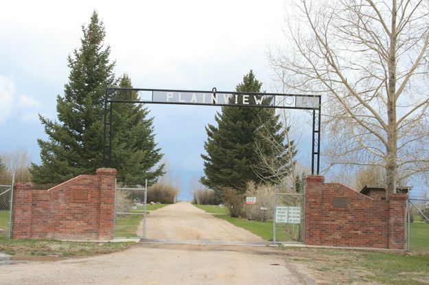 Plainview Cemetery. Photo by Dawn Ballou, Pinedale Online.