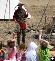 Enthusiastic Kids. Photo by Dawn Ballou, Pinedale Online.