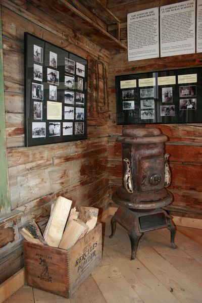 Woodstove. Photo by Dawn Ballou, Pinedale Online.