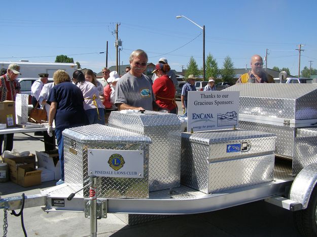 Lions Club Barbecue. Photo by Sue Sommers.