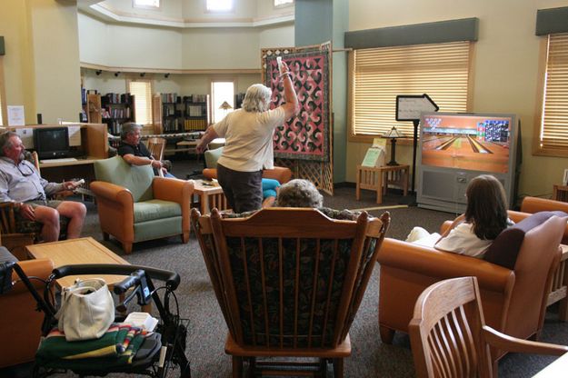 Wii Bowling tourney. Photo by Dawn Ballou, Pinedale Online.