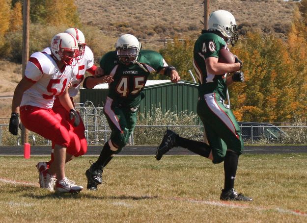 Touchdown, Pinedale 7-0. Photo by Clint Gilchrist, Pinedale Online.