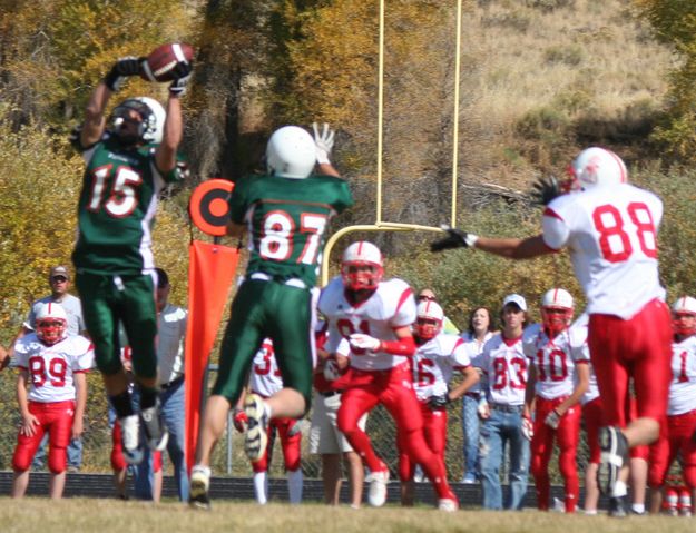 Interception. Photo by Clint Gilchrist, Pinedale Online.
