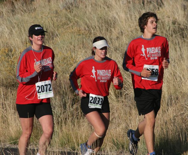Half Marathoners. Photo by Dawn Ballou, Pinedale Online.