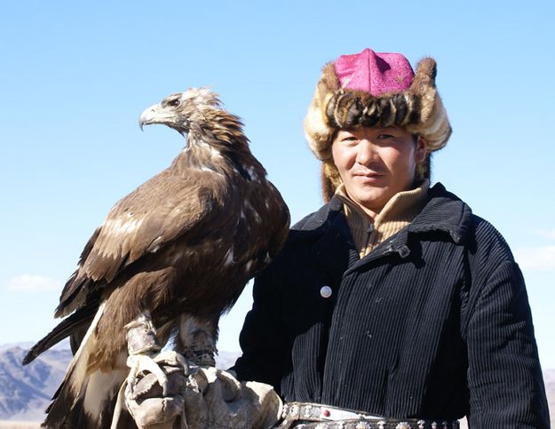 Eagle hunter 1. Photo by Cat Urbigkit, Pinedale Online.