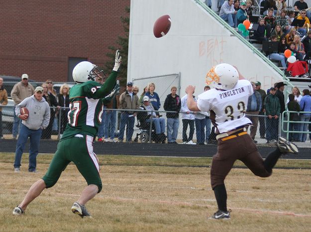 Zack Barta Touchdown. Photo by Clint Gilchrist, Pinedale Online.