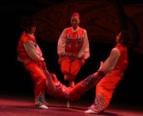 Human Jump Rope. Photo by Pam McCulloch, Pinedale Online.