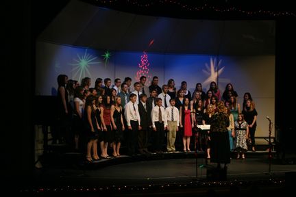 High School Choir. Photo by Pam McCulloch, Pinedale Online.