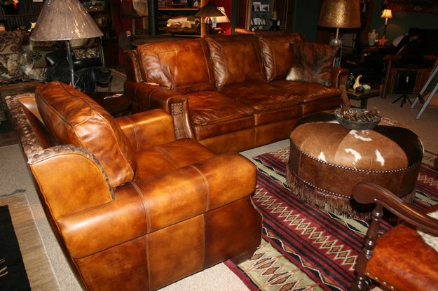 Living Room. Photo by Dawn Ballou, Pinedale Online.