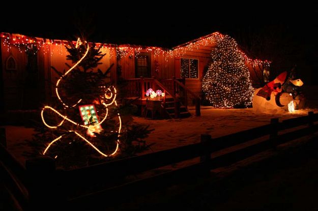 Light Swirls. Photo by Dawn Ballou, Pinedale Online.
