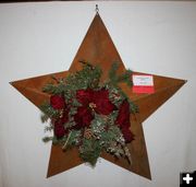 Shell Star Wreath. Photo by Dawn Ballou, Pinedale Online.