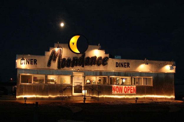 Full Moon over the diner. Photo by Dawn Ballou, Pinedale Online.