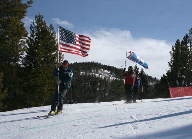 Opening Race. Photo by Pam McCulloch, Pinedale Online.