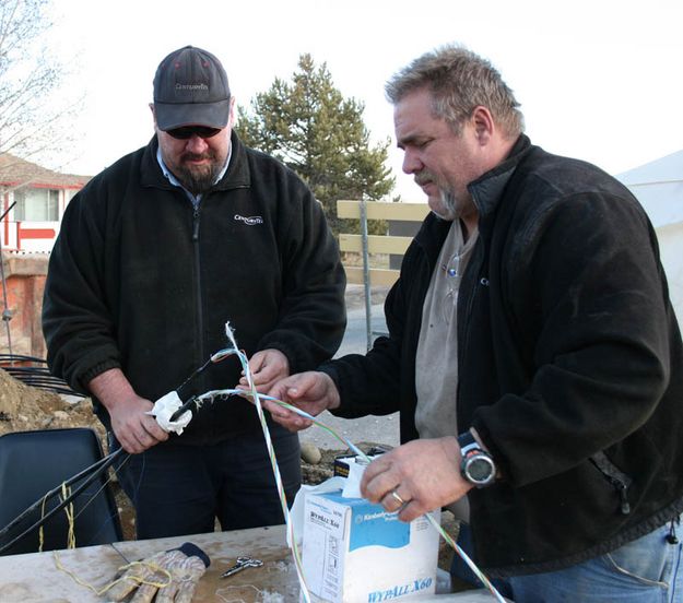 CenturyTel Repair Techs. Photo by Dawn Ballou, Pinedale Online.