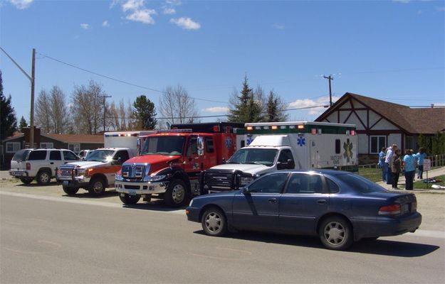 Ambulances lined up. Photo by Pinedale Online!.