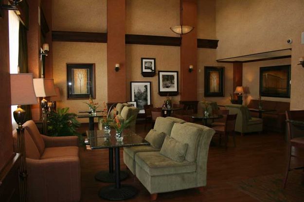 Lobby Lounge Area. Photo by Dawn Ballou, Pinedale Online.