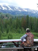 Dining with a view. Photo by Ruth Neely, Bucky's Outdoors.