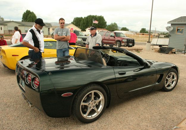 Open top Corvette. Photo by Dawn Ballou, Pinedale Online.