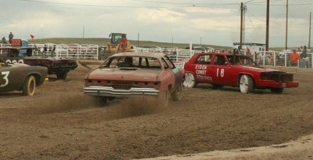 #83 Matt Johnson attacks. Photo by Dawn Ballou, Pinedale Online.