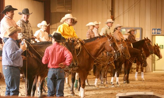 Waiting their turn. Photo by dawn Ballou, Pinedale Online.