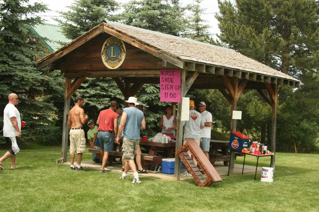 Horseshoe Tourney. Photo by Dawn Ballou, Pinedale Online.