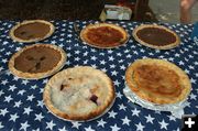 Pie Sale. Photo by Dawn Ballou, Pinedale Online.