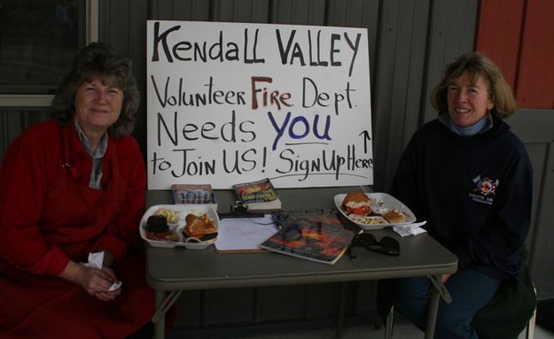 Volunteers Needed. Photo by Pam McCulloch, Pinedale Online.