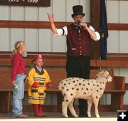 Costume Pet Show. Photo by Dawn Ballou, Pinedale Online.