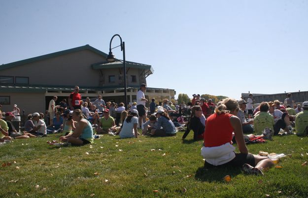 Lunch. Photo by Pam McCulloch, Pinedale Online.