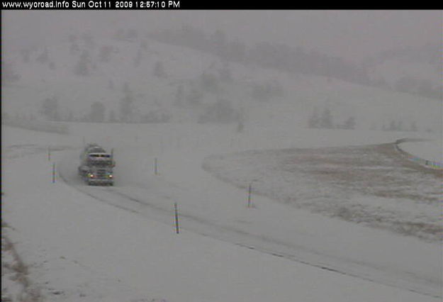 Winter conditions on South Pass. Photo by WYDOT webcam.