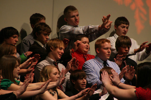 Sign Language. Photo by Pam McCulloch, Pinedale Online.