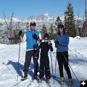 Skiing Skyline. Photo by Bob Barrett, Pinedale Ski Education Foundation.