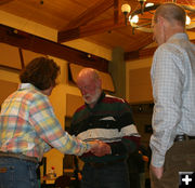 Instructing. Photo by Pam McCulloch, Pinedale Online.