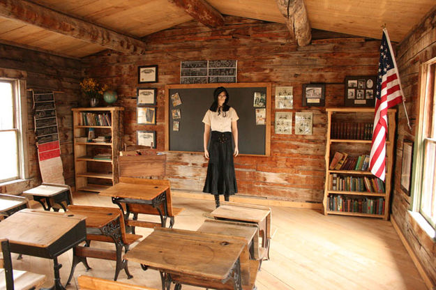 Schoolhouse. Photo by Dawn Ballou, Pinedale Online.