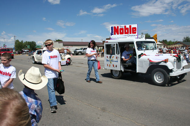 Tom Noble Float. Photo by Pam McCulloch, Pinedale Online.