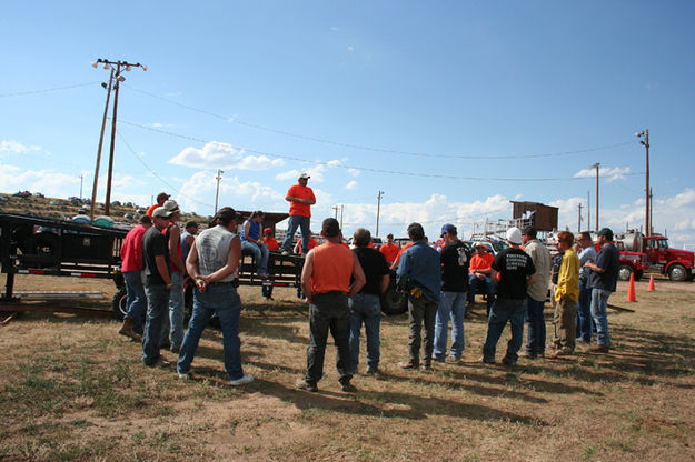 Driver's Meeting. Photo by Pam McCulloch, Pinedale Online.