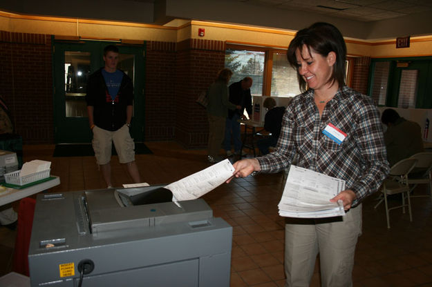 Absentee Ballots. Photo by Dawn Ballou, Pinedale Online.