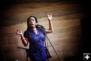 Glenis Redmond. Photo by Tara Bolgiano, www.BlushingCrow.com .