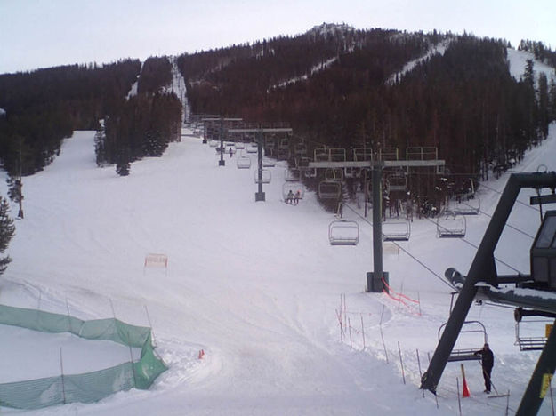 Lifts are running. Photo by Bob Rule, KPIN 101.1 FM Radio.