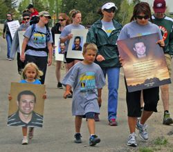 A solemn stroll. Photo by Travis Pearson, Pinedale Roundup.