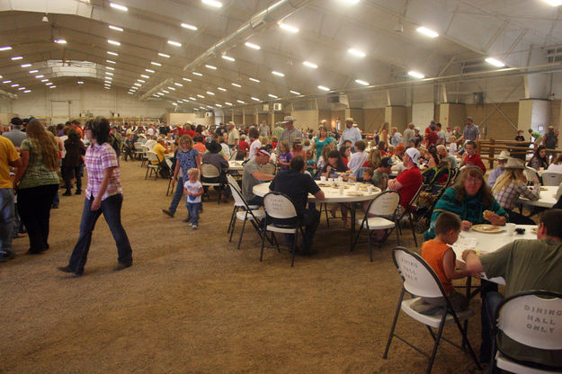 Bar-B-Que. Photo by Clint Gilchrist, Pinedale Online.