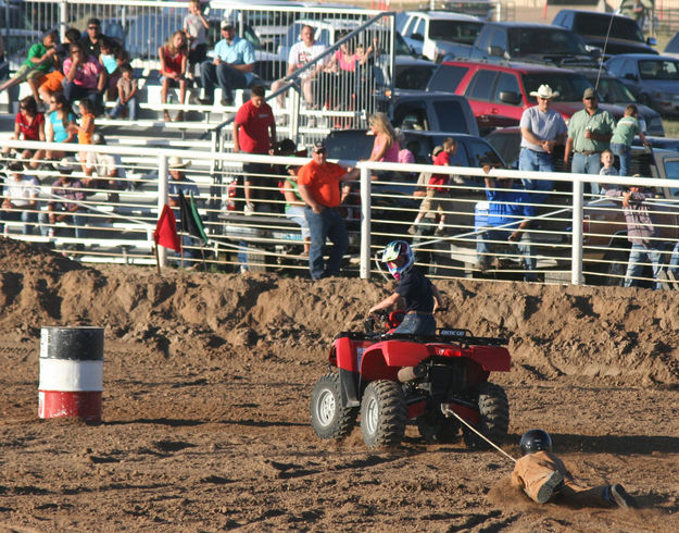 Shovel Race. Photo by Clint Gilchrist, Pinedale Online.