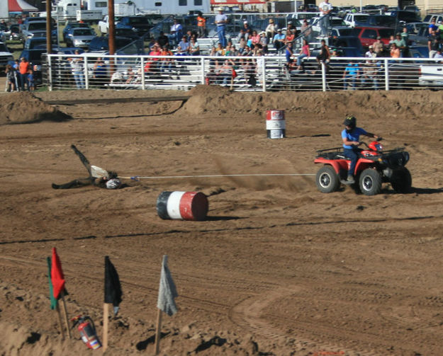 Shovel Race. Photo by Dawn Ballou, Pinedale Online.