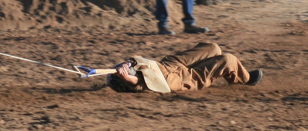 Hanging on. Photo by Dawn Ballou, Pinedale Online.